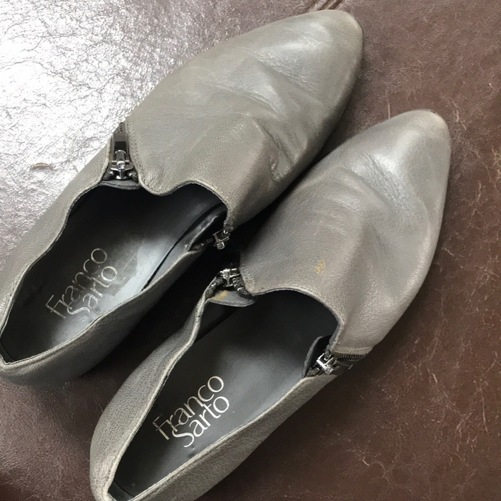 Franco Sarto zip shoes